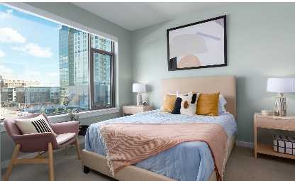 Primary Photo - 1129 South Blvd