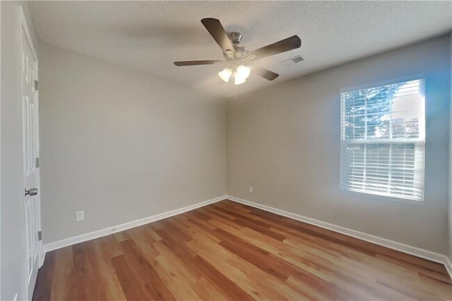 Building Photo - 257 Ashland Park Ct SE