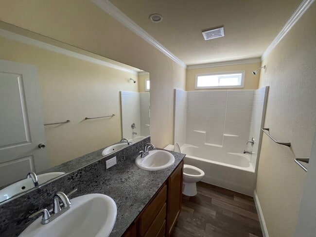 Building Photo - 4200 Maslona Dr