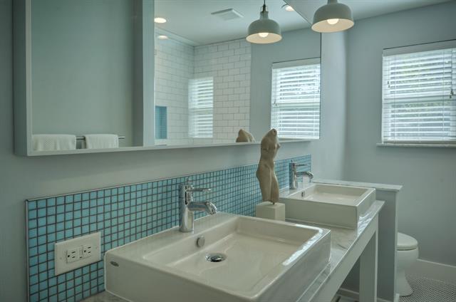 Building Photo - 5018 Homer St