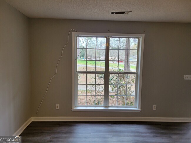 Building Photo - 6205 Sweetgum Trail