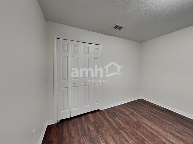 Building Photo - 2006 Ruby Red Blvd