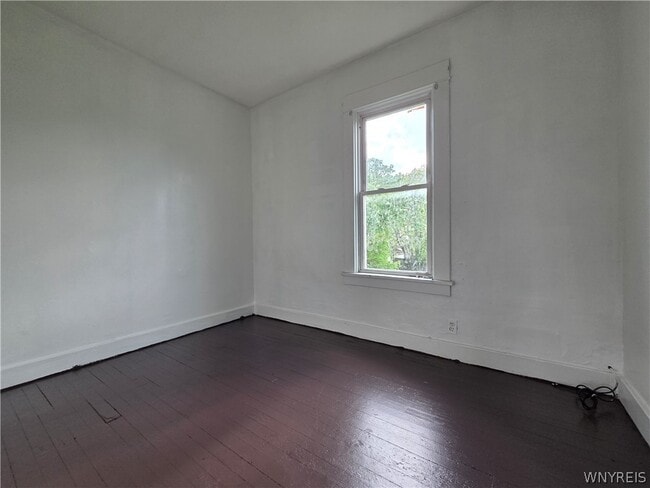 Building Photo - 67 Moeller St