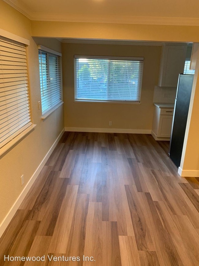 Building Photo - 3771 Miramar Way