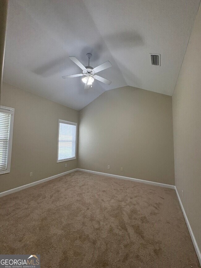 Building Photo - 107 Kathryne Bailey Dr