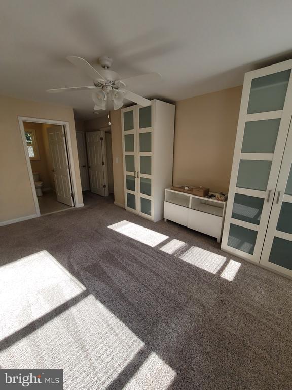 Building Photo - 141 Jefferson Rd