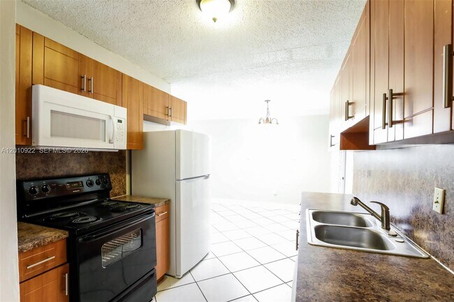 Building Photo - 11460 SW 199th St