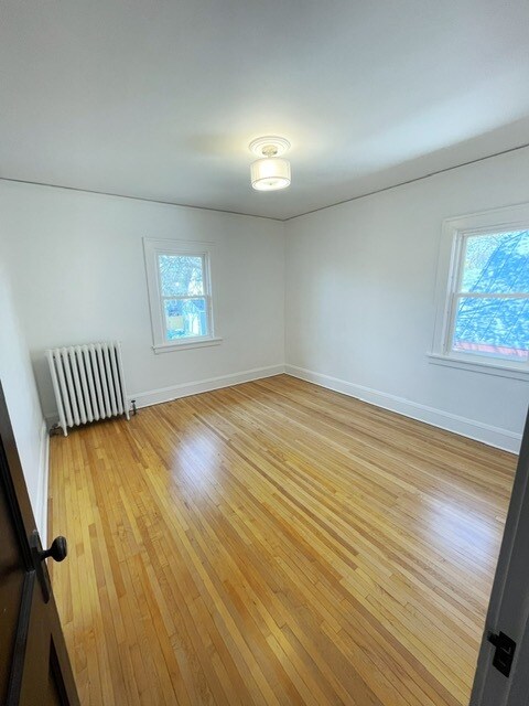 Building Photo - 3954 14th Ave S