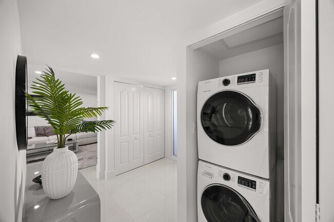 Building Photo - 10475 Gulf Shore Dr