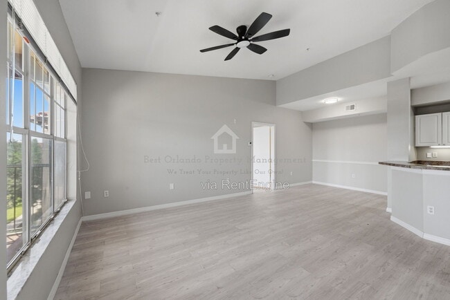 Building Photo - 5572 Metrowest Blvd