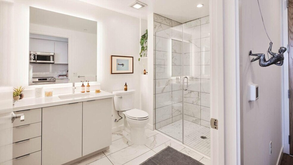 Building Photo - 2000 Ardent Way