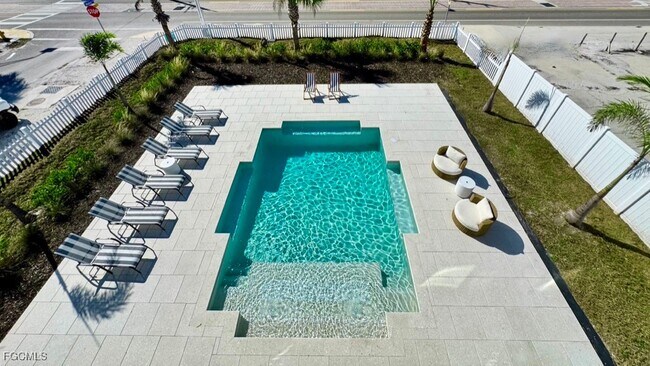 Building Photo - 4969 Estero Blvd