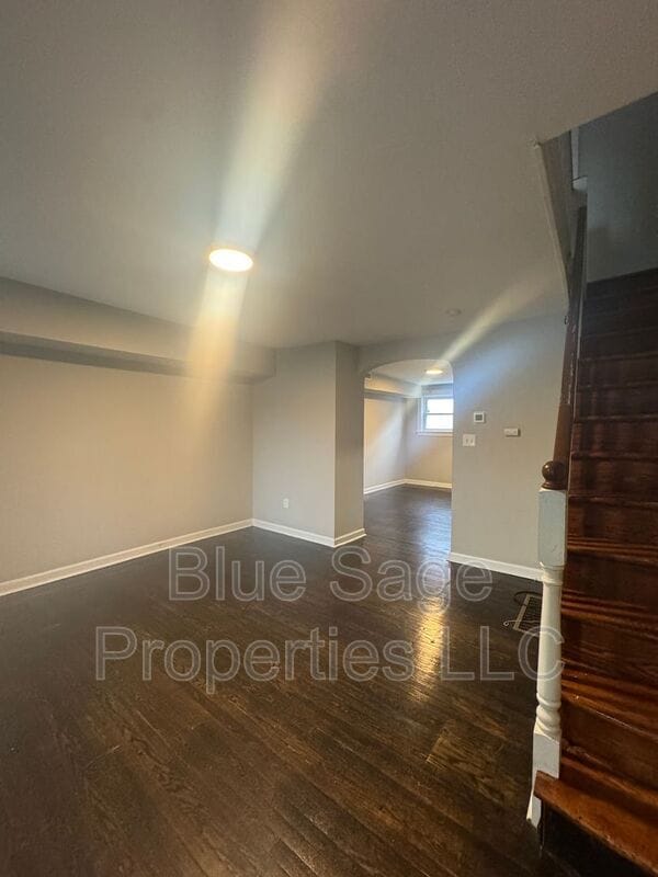 Building Photo - 7059 Greenwood Ave