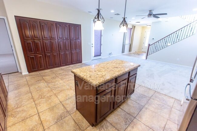 Building Photo - 1701 W Flamingo Dr