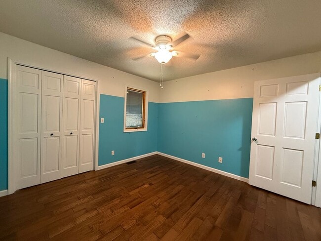 Building Photo - 3 Bedroom 2 Bathroom Home in Kingsport, TN