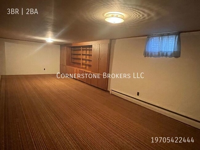 Building Photo - 628 Lane St