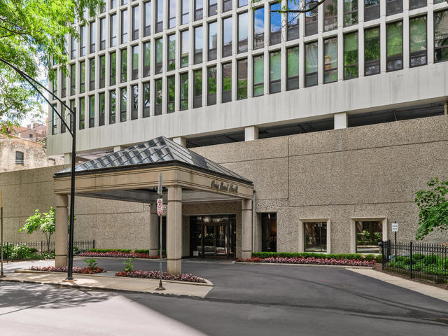 Building Photo - 1 E Scott St