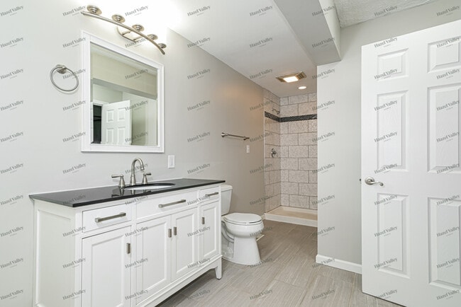 Building Photo - 5414 Butler Hill Estates Dr