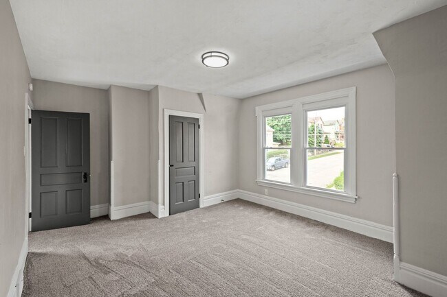 Building Photo - Beautiful 2 bedroom home in Homestead available August 1!