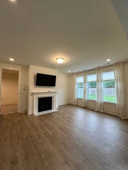 Building Photo - 1539 Homecoming Blvd