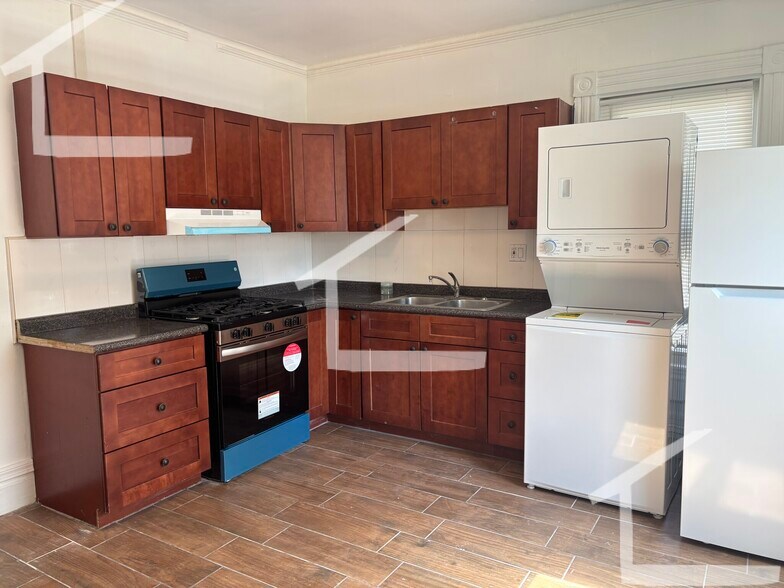Building Photo - 26 Armington St