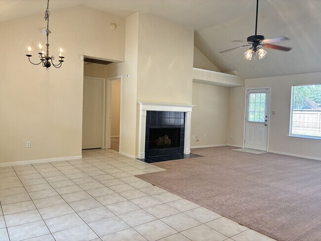 Building Photo - 11607 Lennington Dr