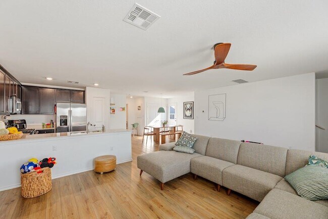 Building Photo - 17817 Willacy Cv