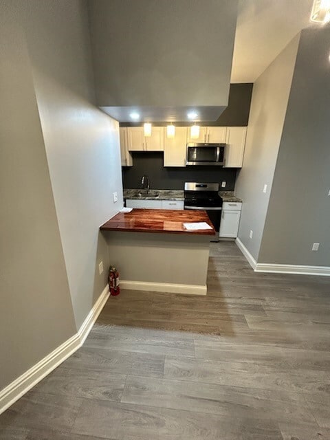 DINING - 1118 Liverpool St