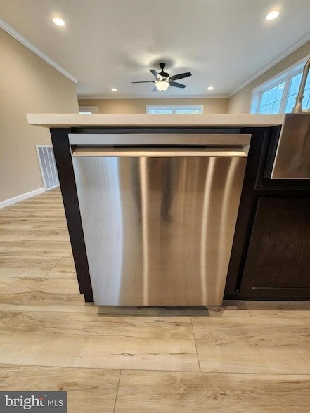 Building Photo - 175 N Madison St