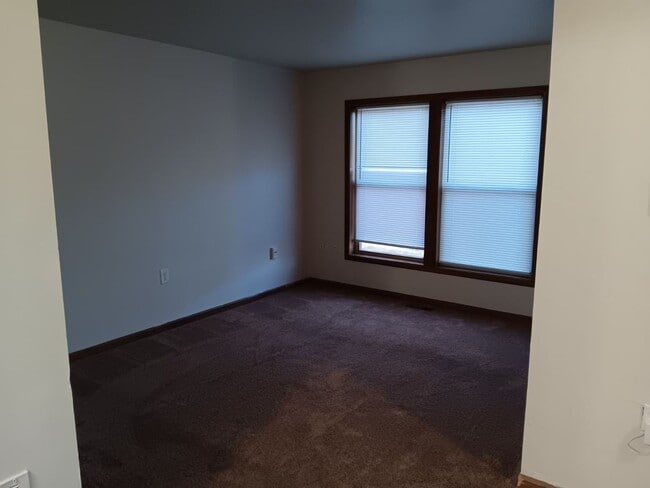 Building Photo - For Rent - Four-Bedroom Two-Bathroom Home Available NOW!