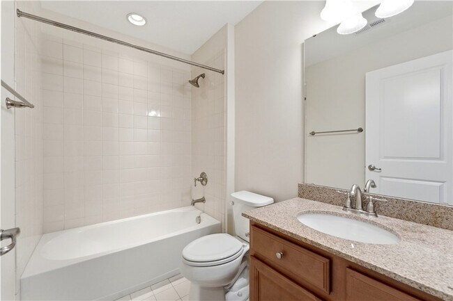 Building Photo - 335 Osona Ln