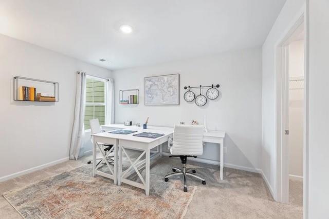 Building Photo - 37 Founders Dr