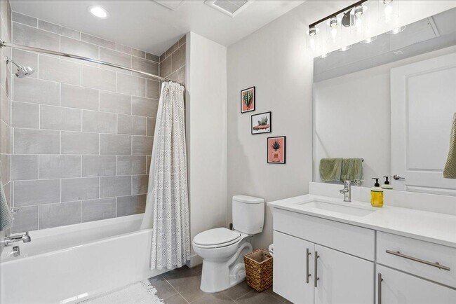 Building Photo - 3131 N Central Ave