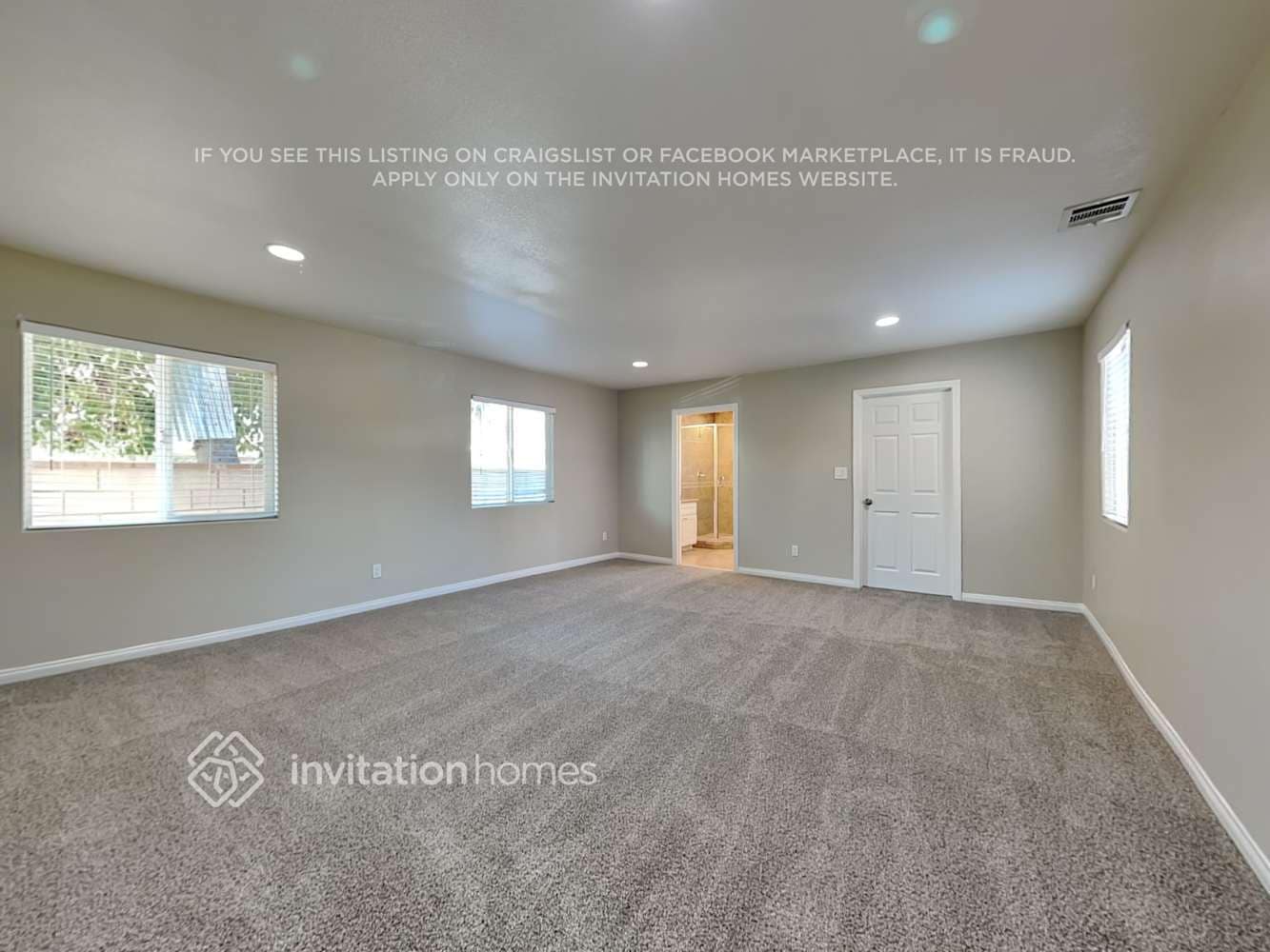 Building Photo - 1241 E Herring Ave