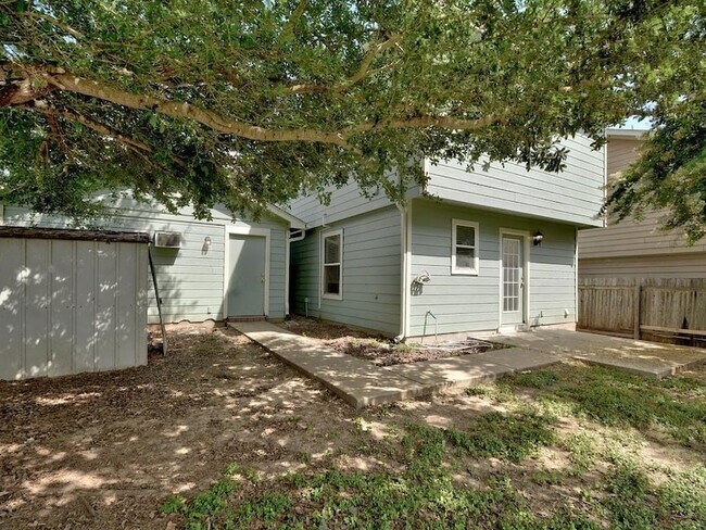 Building Photo - 13600 Briarcreek Loop