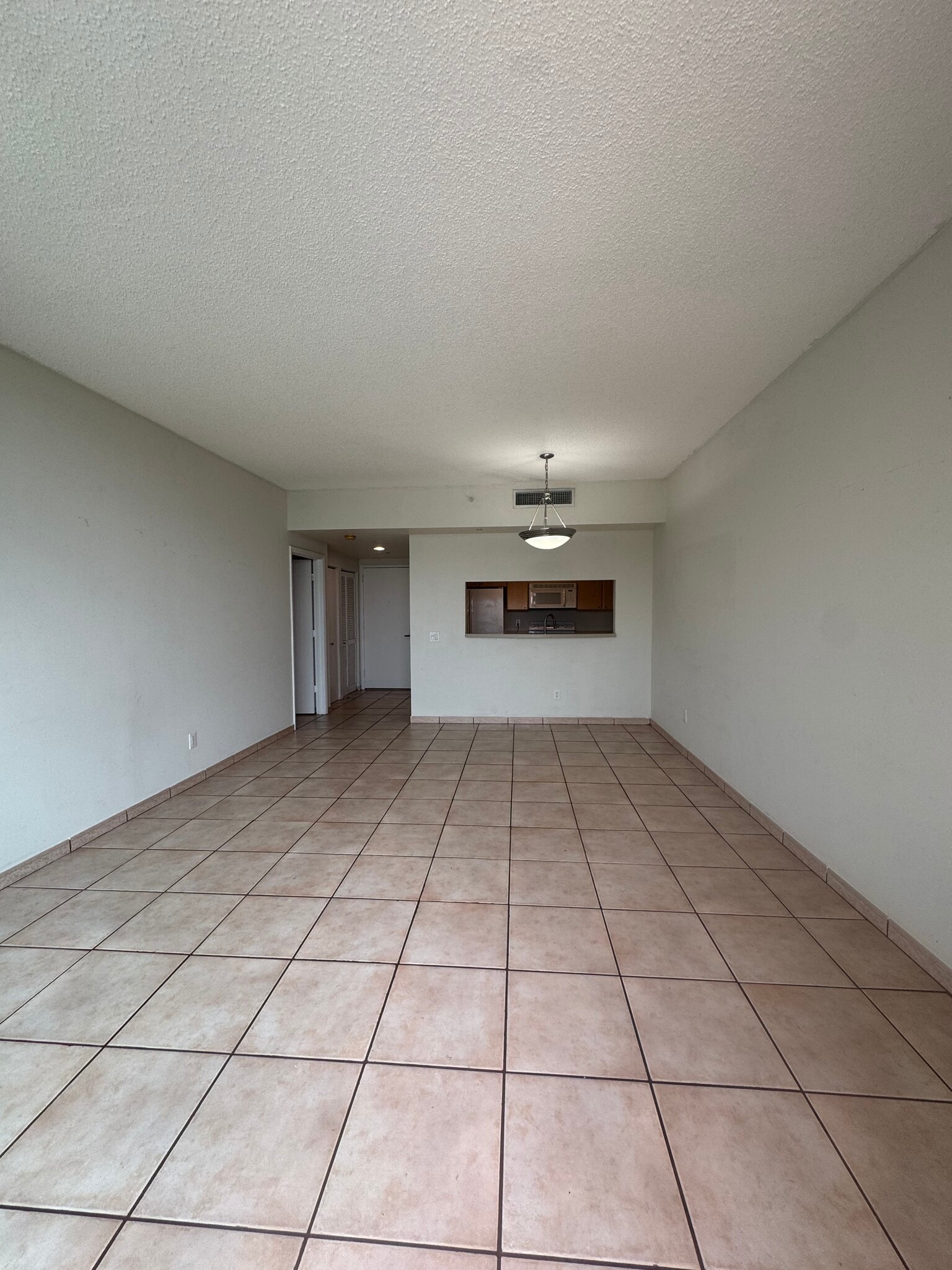 Building Photo - 690 SW 1st Ct