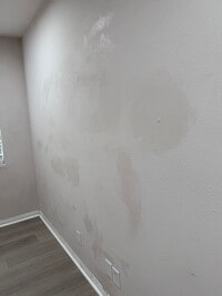 Building Photo - Charming 3-Bedroom Home with Spacious Yard