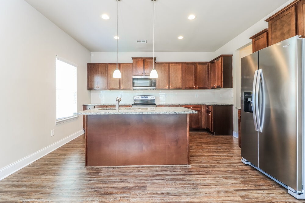 Building Photo - 267 Faron Dr