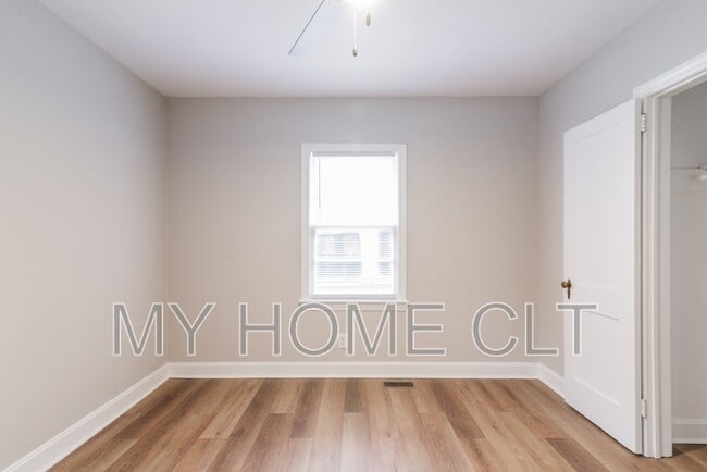 Building Photo - 3037 Marlowe Ave