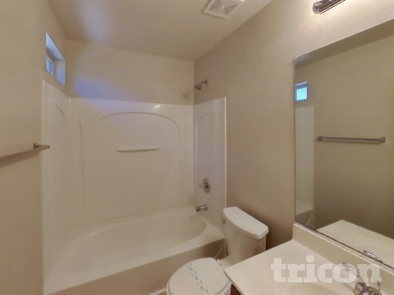 Building Photo - 1491 E Stirrup Ln