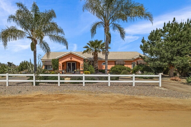 Primary Photo - 15830 Rawhide Ln
