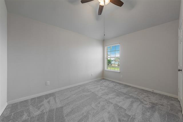 Building Photo - 511 Poplar Ln