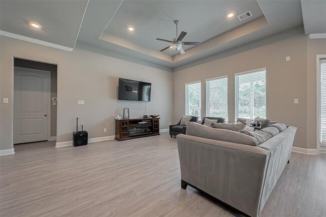 Building Photo - 26553 Doe Ln