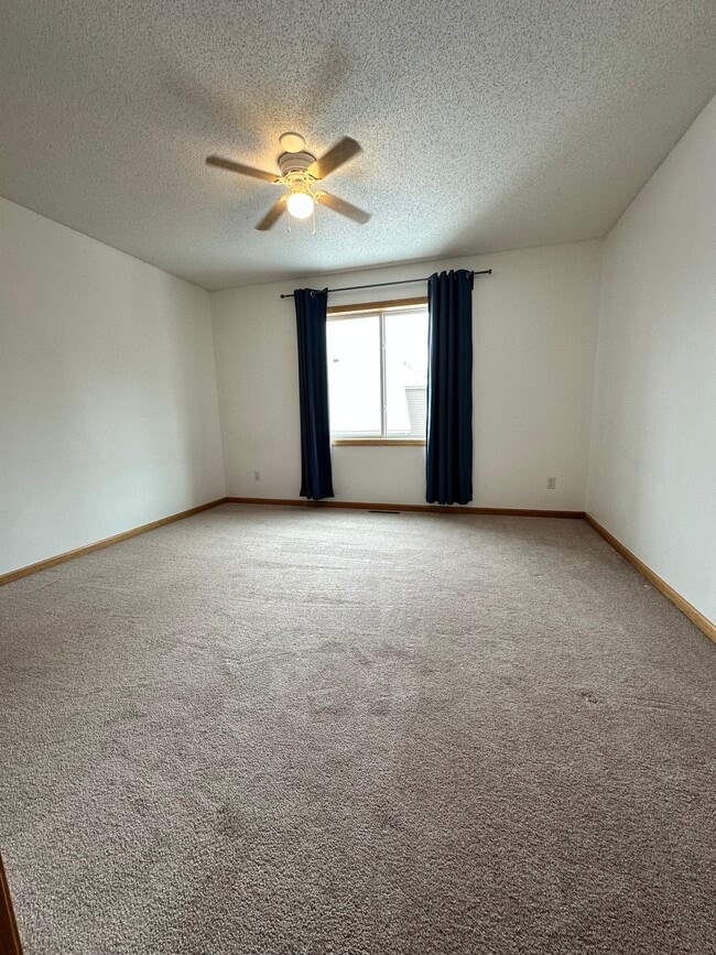 Building Photo - 1620 Spinaker Dr