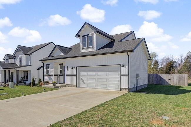 Building Photo - 2138 Ireland Wy