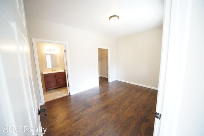 Building Photo - 2 br, 2 bath House - 9580 W Reno Ave #120 ...