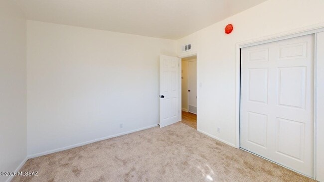 Building Photo - 1410 N Desmond Ave