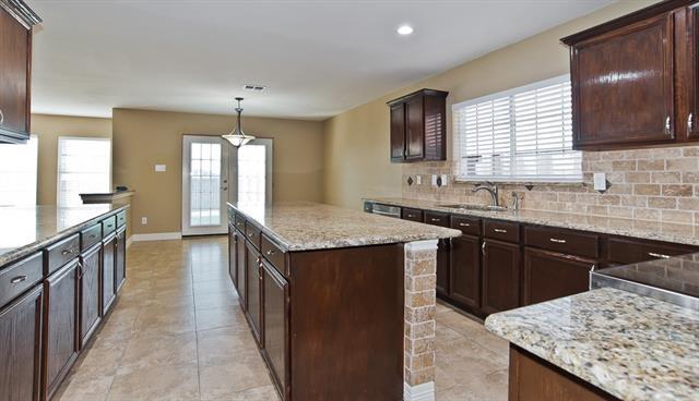 Building Photo - 318 Kissimmee Dr
