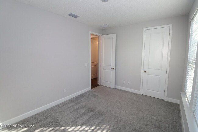 Building Photo - 11480 Gully Ct