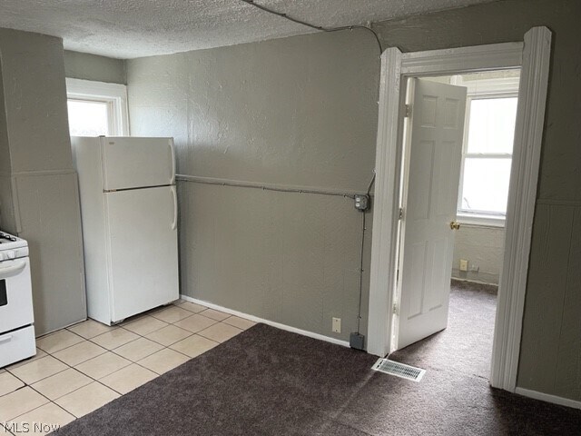 Building Photo - 2109 Halstead Ave